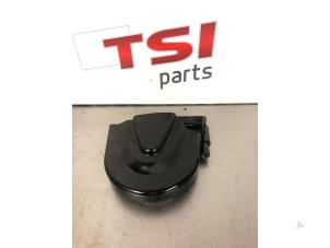 Gebruikte Distributiedeksel Volkswagen Polo V (6R) 1.2 12V Prijs € 15,00 Inclusief btw aangeboden door TSI-Parts / Allmotorparts B.V.