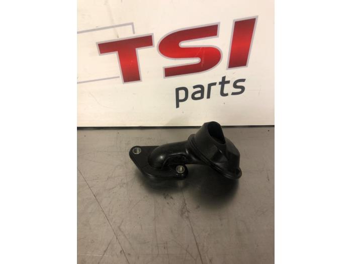 Gebruikte Olie aanzuigbuis Audi A5 Cabrio (8F7) 2.0 TFSI 16V Prijs € 12,00 Margeregeling aangeboden door TSI-Parts / Allmotorparts B.V.