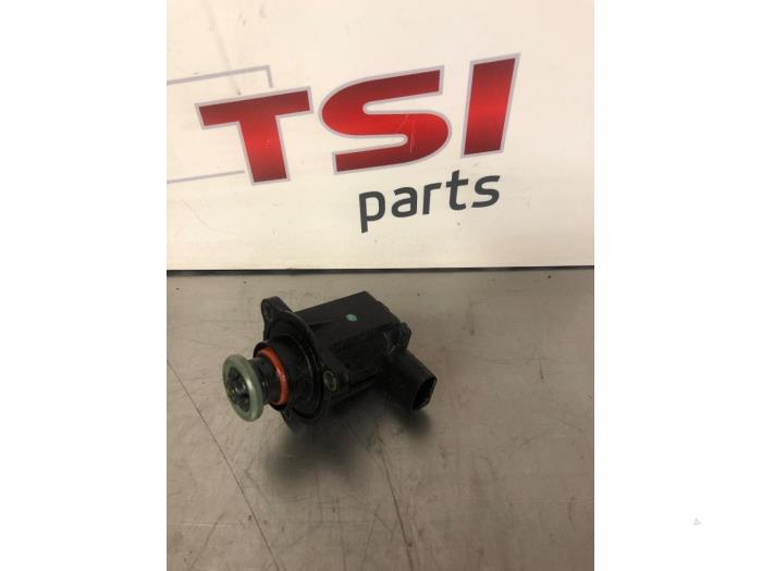 Gebruikte Overdrukklep Turbo Volkswagen Golf V (1K1) 2.0 GTI 16V FSI Turbo Prijs € 21,00 Margeregeling aangeboden door TSI-Parts / Allmotorparts B.V.