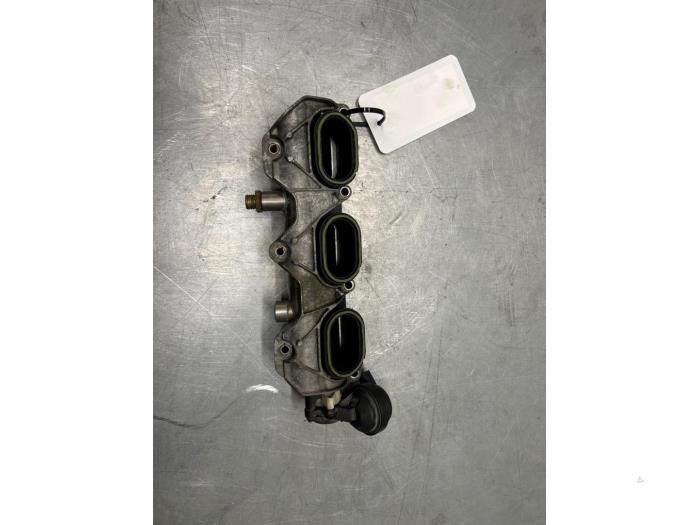 Gebruikte Spruitstuk Inlaat Audi S4 (B8) S4 3.0 TFSI V6 24V Prijs € 100,00 Margeregeling aangeboden door TSI-Parts / Allmotorparts B.V.