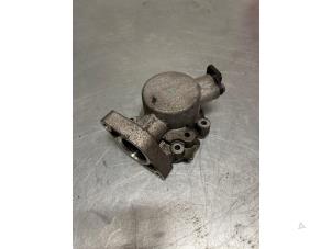 Gebruikte Hogedrukpomp Audi A6 (C6) 2.4 V6 24V Prijs € 25,00 Inclusief btw aangeboden door TSI-Parts / Allmotorparts B.V.