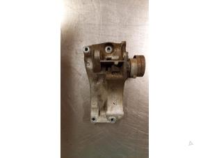 Gebruikte Dynamosteun boven Volkswagen Lupo (6X1) 1.4 16V 100 Prijs € 25,00 Inclusief btw aangeboden door TSI-Parts / Allmotorparts B.V.