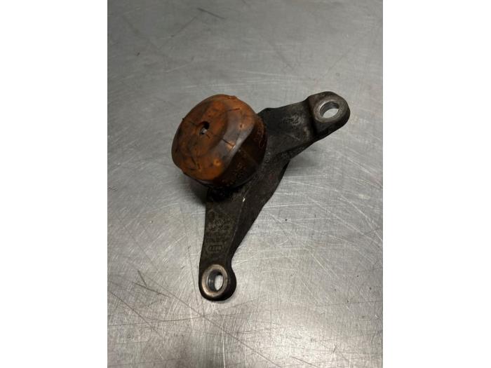 Gebruikte Motorsteun Audi A6 (C7) 3.0 V6 24V TFSI Quattro Prijs € 15,00 Margeregeling aangeboden door TSI-Parts / Allmotorparts B.V.
