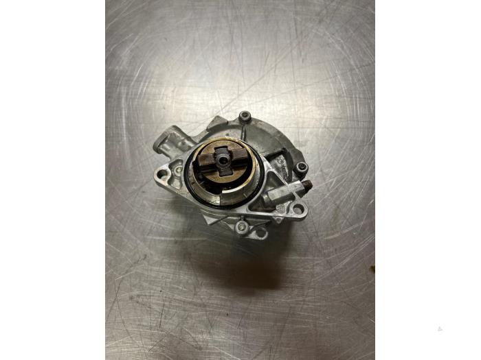Gebruikte Vacuumpomp (Benzine) Mini Mini (R56) 1.6 16V Cooper S Prijs € 62,00 Margeregeling aangeboden door TSI-Parts / Allmotorparts B.V.