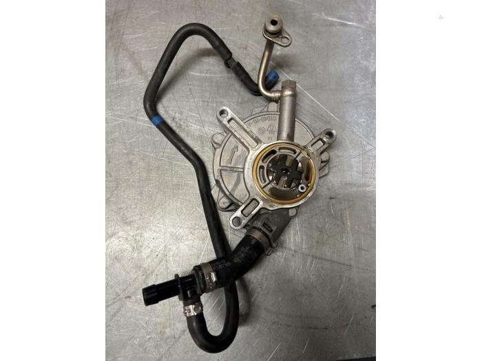 Gebruikte Vacuumpomp (Benzine) Audi RS 6 Avant (C7) 4.0 V8 TFSI 32V Prijs € 39,00 Margeregeling aangeboden door TSI-Parts / Allmotorparts B.V.