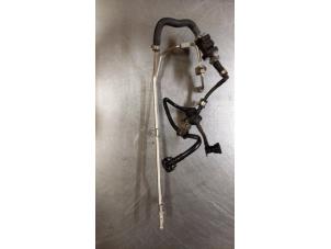 Gebruikte Brandstofleiding Seat Leon (1P1) 2.0 TFSI Cupra 16V Prijs € 30,25 Inclusief btw aangeboden door TSI-Parts / Allmotorparts B.V.