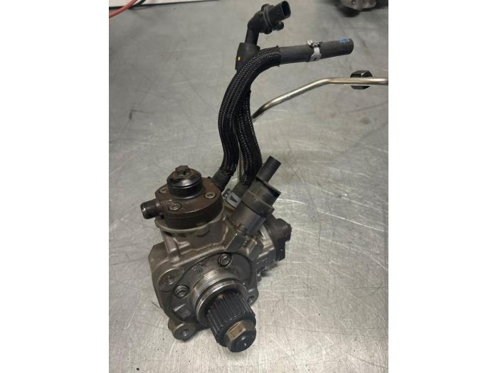 Gebruikte Hogedrukpomp Audi SQ5 (8RB) 3.0 TDI V6 24V Plus Prijs € 372,00 Margeregeling aangeboden door TSI-Parts / Allmotorparts B.V.