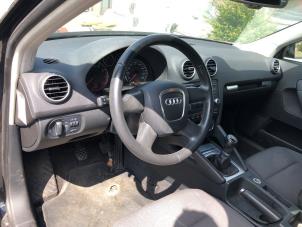 Gebruikte Airbag set + dashboard Audi A3 Sportback (8PA) 1.8 TFSI 16V Prijs € 500,00 Inclusief btw aangeboden door TSI-Parts / Allmotorparts B.V.