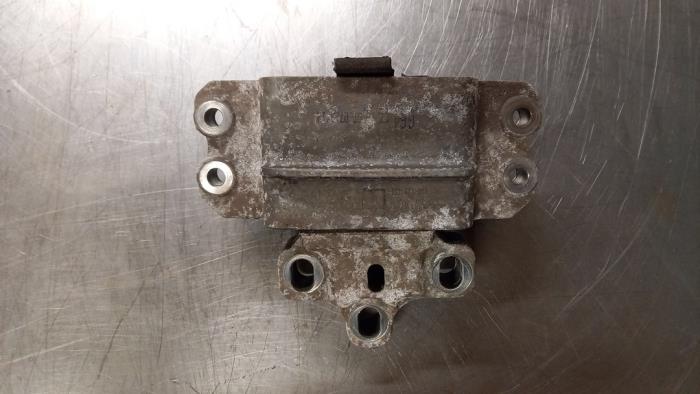Gebruikte Motorrubber Seat Leon (1P1) 2.0 TFSI Cupra 16V Prijs € 25,00 Margeregeling aangeboden door TSI-Parts / Allmotorparts B.V.