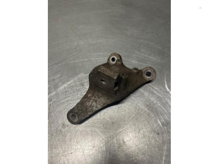 Gebruikte Motorrubber Audi S4 (B7) S4 4.2 V8 40V Prijs € 21,00 Margeregeling aangeboden door TSI-Parts / Allmotorparts B.V.