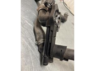 Gebruikte Thermostaathuis Volkswagen Polo V (6R) 1.2 TSI Prijs € 45,00 Inclusief btw aangeboden door TSI-Parts / Allmotorparts B.V.