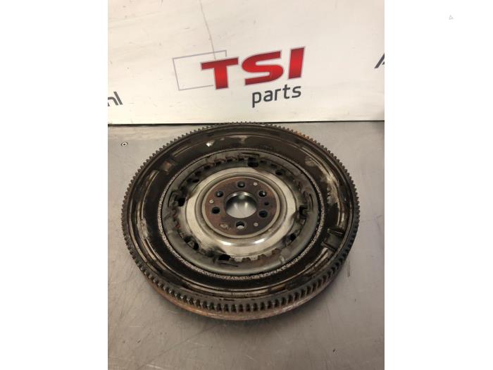 Gebruikte Vliegwiel Volkswagen Touran (1T1/T2) 1.4 16V TSI 170 Prijs € 70,00 Margeregeling aangeboden door TSI-Parts / Allmotorparts B.V.