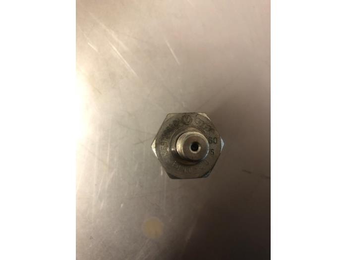 Oliedruk sensor van een Volkswagen Golf VI (5K1) 1.4 TSI 160 16V 2011