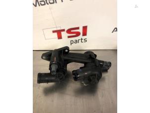 Gebruikte Thermostaathuis Audi A1 (8X1/8XK) 1.4 TFSI 16V 122 Prijs € 45,00 Inclusief btw aangeboden door TSI-Parts / Allmotorparts B.V.