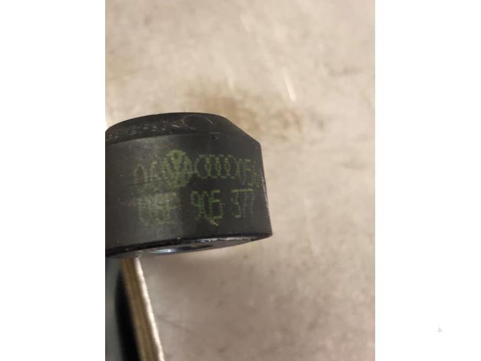 Pingelsensor van een Volkswagen Golf V (1K1) 2.0 TFSI GTI 16V 2005