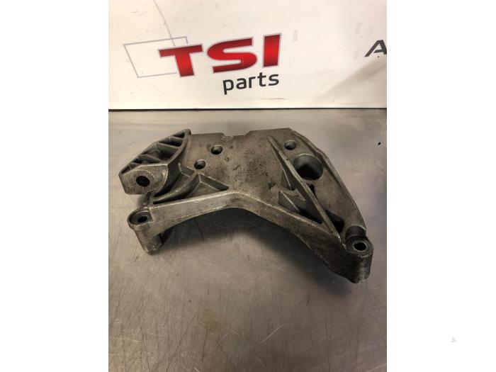 Gebruikte Motorsteun Audi A3 (8P1) 1.8 16V TFSI Prijs € 9,50 Margeregeling aangeboden door TSI-Parts / Allmotorparts B.V.