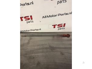 Gebruikte Olie Peilstok Volkswagen Golf VI (5K1) 1.4 TSI 160 16V Prijs € 15,00 Inclusief btw aangeboden door TSI-Parts / Allmotorparts B.V.