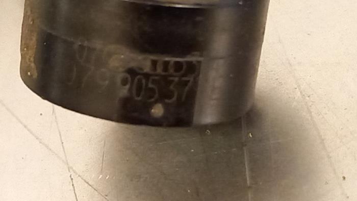 Pingelsensor van een Audi Q7 (4LB) 4.2 FSI V8 32V 2007