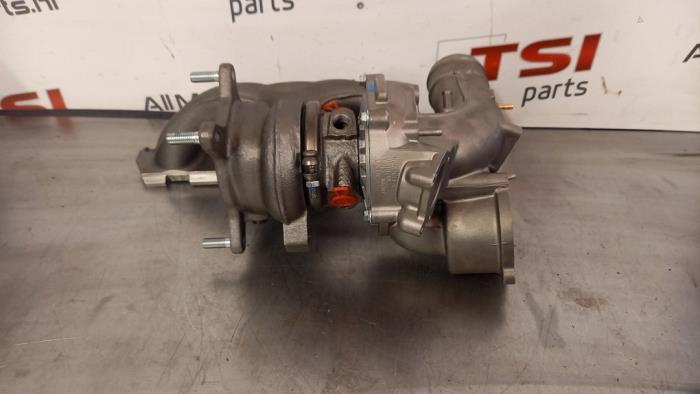 Turbo van een Volkswagen Golf VI (5K1) 2.0 GTI 16V 2012
