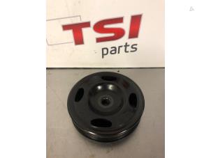 Gebruikte Krukas Poelie Volkswagen Polo V (6R) 1.2 12V Prijs € 17,50 Inclusief btw aangeboden door TSI-Parts / Allmotorparts B.V.