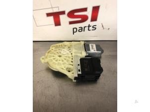 Gebruikte Motor electrisch raam Volkswagen Passat Variant (365) 1.4 TSI 16V Prijs € 30,00 Inclusief btw aangeboden door TSI-Parts / Allmotorparts B.V.