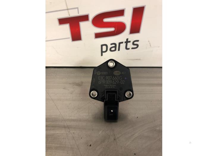 Gebruikte Oliepeil sensor Seat Leon ST (5FF) 1.6 TDI 16V Prijs € 9,50 Margeregeling aangeboden door TSI-Parts / Allmotorparts B.V.