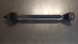 Gebruikte Aandrijfas rechts-voor Volkswagen Golf VII (AUA) 1.4 TSI 16V Prijs € 50,00 Inclusief btw aangeboden door TSI-Parts / Allmotorparts B.V.