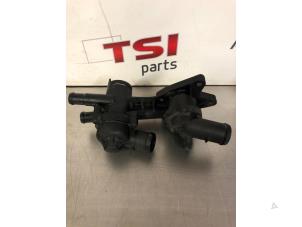 Gebruikte Thermostaathuis Volkswagen Golf Plus (5M1/1KP) 1.4 TSI 160 16V Prijs € 45,00 Inclusief btw aangeboden door TSI-Parts / Allmotorparts B.V.