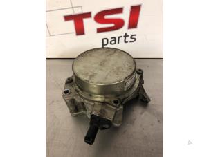 Gebruikte Vacuumpomp (Benzine) Audi A3 (8P1) 1.8 16V TFSI Prijs € 75,00 Inclusief btw aangeboden door TSI-Parts / Allmotorparts B.V.