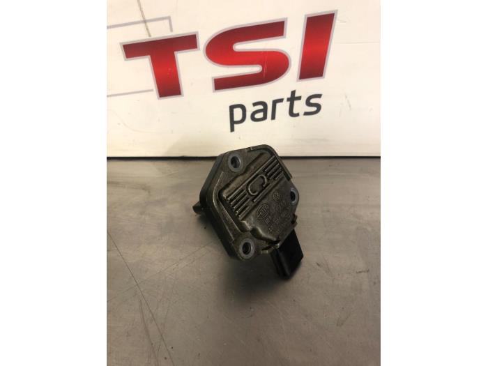 Gebruikte Olie niveau sensor Volkswagen Jetta III (1K2) 1.4 TSI 140 16V Prijs € 17,00 Margeregeling aangeboden door TSI-Parts / Allmotorparts B.V.