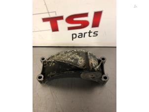 Gebruikte Dynamosteun boven Audi A6 (C6) 3.0 V6 24V TFSI Quattro Prijs € 9,99 Inclusief btw aangeboden door TSI-Parts / Allmotorparts B.V.