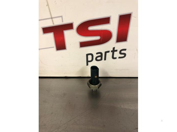 Gebruikte Oliedruk Schakelaar Audi S6 Avant (C7) 4.0 V8 TFSI Prijs € 12,00 Margeregeling aangeboden door TSI-Parts / Allmotorparts B.V.
