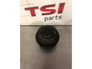 Gebruikte Oliefilter deksel Audi SQ5 (8RB) 3.0 TDI V6 24V Prijs € 49,50 Inclusief btw aangeboden door TSI-Parts / Allmotorparts B.V.