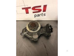 Gebruikte Waterpomp Audi SQ5 (FYB/FYG) 3.0 TFSI V6 24V Prijs € 75,00 Inclusief btw aangeboden door TSI-Parts / Allmotorparts B.V.