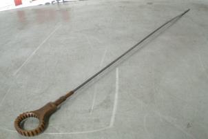 Gebruikte Olie Peilstok Volkswagen Golf VI (5K1) 1.2 TSI BlueMotion Prijs € 9,99 Inclusief btw aangeboden door TSI-Parts / Allmotorparts B.V.