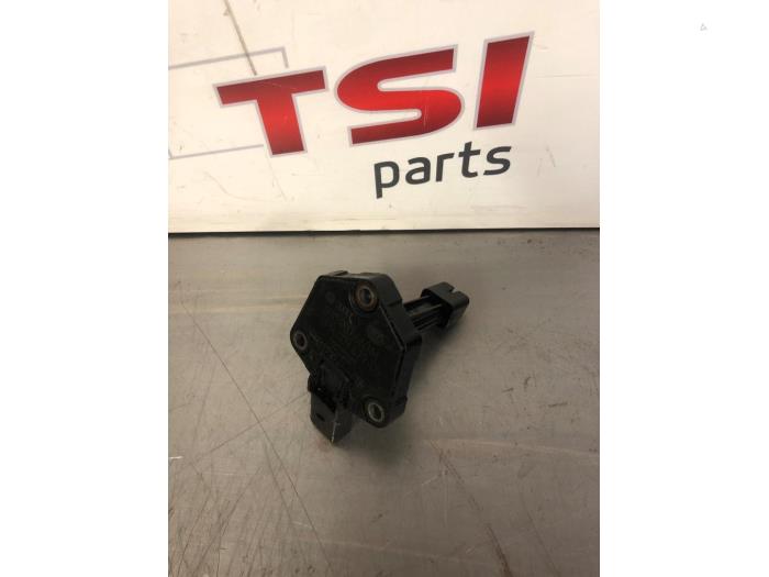 Gebruikte Oliepeil sensor Seat Ibiza IV (6J5) 1.2 TSI Prijs € 21,00 Margeregeling aangeboden door TSI-Parts / Allmotorparts B.V.