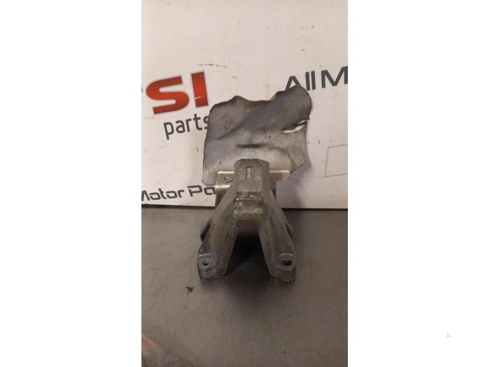 Gebruikte Motorsteun Audi A6 (C7) 3.0 TDI V6 24V Quattro Prijs € 9,50 Margeregeling aangeboden door TSI-Parts / Allmotorparts B.V.
