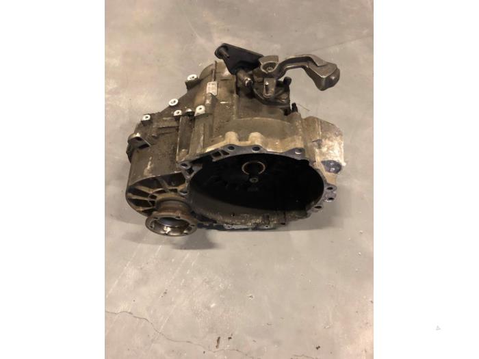 Versnellingsbak van een Volkswagen Tiguan (5N1/2) 1.4 TSI 16V 2009