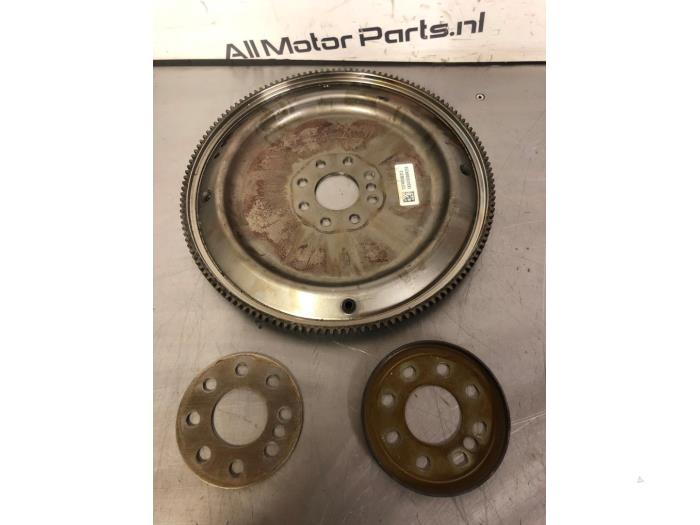 Gebruikte Starterkrans Mercedes C Estate (S205) C-200 2.0 Turbo 16V EQ Boost Prijs € 62,00 Margeregeling aangeboden door TSI-Parts / Allmotorparts B.V.