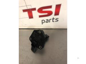 Gebruikte Olie niveau sensor Volkswagen Golf VII (AUA) 2.0 GTD 16V Prijs € 20,00 Inclusief btw aangeboden door TSI-Parts / Allmotorparts B.V.