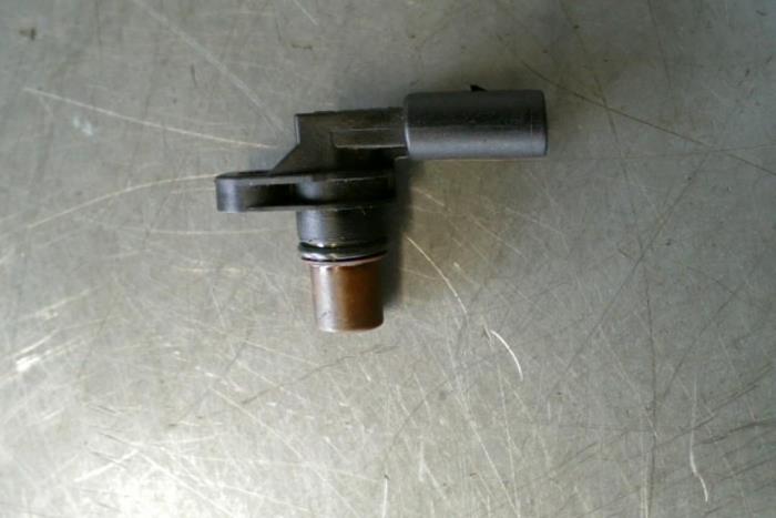Gebruikte Nokkenas Sensor Audi Q7 (4LB) 3.0 TDI V6 24V Prijs € 17,00 Margeregeling aangeboden door TSI-Parts / Allmotorparts B.V.