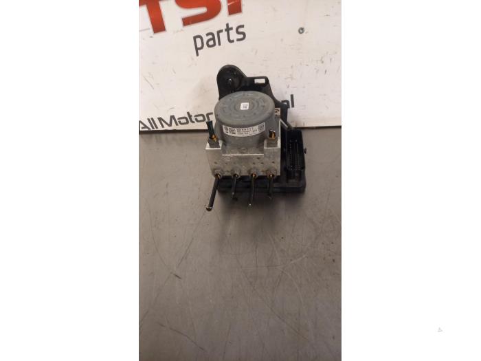 Gebruikte ABS Pomp Audi A3 Limousine (8VS/8VM) 1.4 TFSI ACT 16V Prijs € 62,00 Margeregeling aangeboden door TSI-Parts / Allmotorparts B.V.