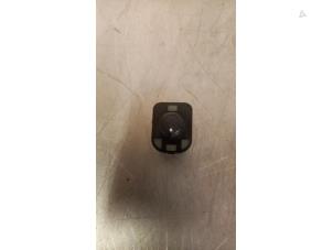 Gebruikte Schakelaar Spiegel Audi A3 Limousine (8VS/8VM) 1.4 TFSI ACT 16V Prijs € 10,00 Margeregeling aangeboden door TSI-Parts / Allmotorparts B.V.