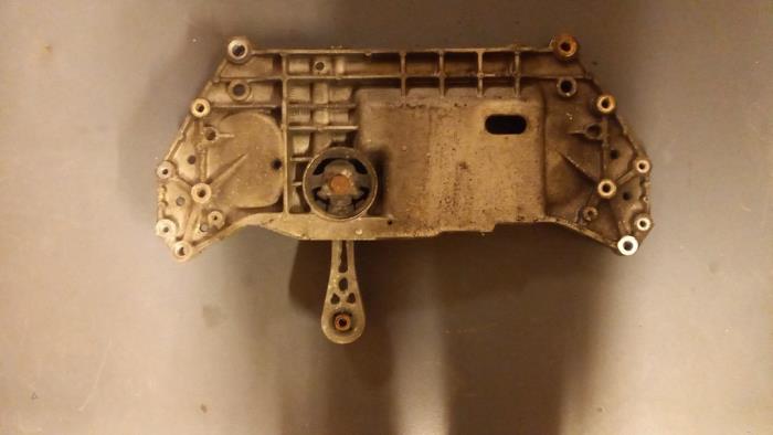 Gebruikte Subframe Seat Leon (1P1) 1.8 TSI 16V Prijs € 25,00 Margeregeling aangeboden door TSI-Parts / Allmotorparts B.V.