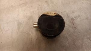 Gebruikte Zuiger Volkswagen Scirocco (137/13AD) 2.0 TSI 16V Prijs € 30,00 Inclusief btw aangeboden door TSI-Parts / Allmotorparts B.V.