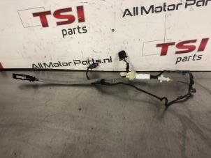 Gebruikte Portierslot Mechaniek 4Deurs links-voor Volkswagen Golf VIII (CD1) 2.0 GTI Clubsport 16V Prijs € 20,00 Inclusief btw aangeboden door TSI-Parts / Allmotorparts B.V.