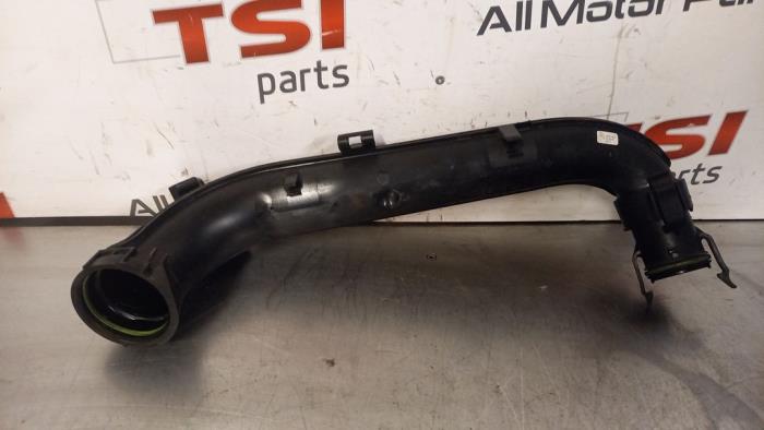 Gebruikte Intercooler Buis Audi A3 Limousine (8VS/8VM) 1.4 TFSI ACT 16V Prijs € 29,00 Margeregeling aangeboden door TSI-Parts / Allmotorparts B.V.