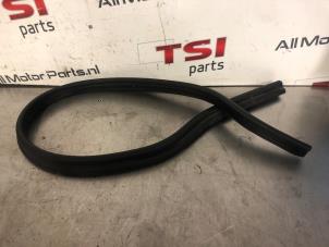 Gebruikte Motorkaprubber Audi A3 Sportback (8PA) 1.8 TFSI 16V Prijs € 9,99 Inclusief btw aangeboden door TSI-Parts / Allmotorparts B.V.