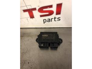 Gebruikte Parkeerhulp computer Volkswagen Golf VIII (CD1) 2.0 GTI Clubsport 16V Prijs € 65,00 Inclusief btw aangeboden door TSI-Parts / Allmotorparts B.V.