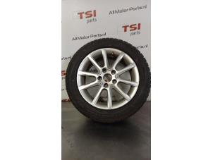 Gebruikte Velg + Band Seat Leon (1P1) 1.4 TSI 16V Prijs € 75,00 Inclusief btw aangeboden door TSI-Parts / Allmotorparts B.V.
